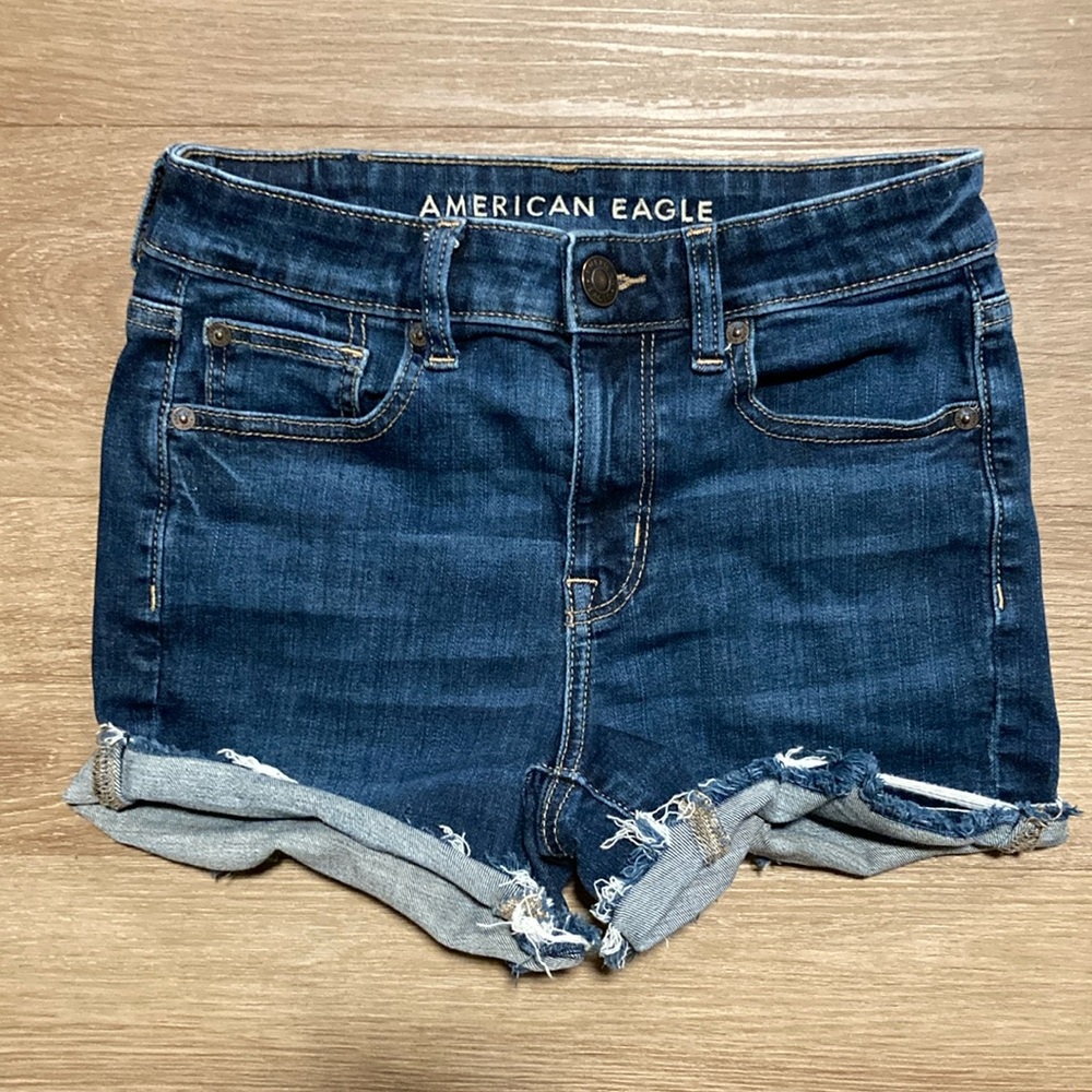 American Eagle Size 2 Jean Shorts